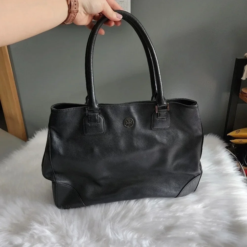 Tory Burch Hudson Bay Robinson Leather Tote
